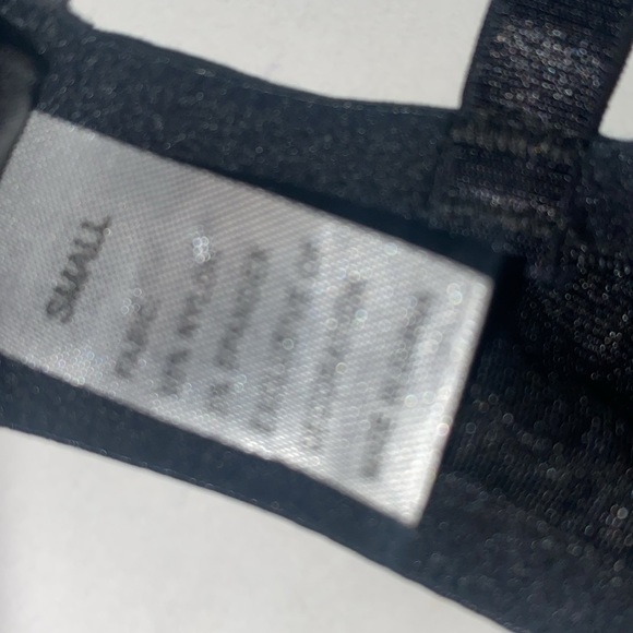 Frederick’s of Hollywood Black Satin Bra in Small - Picture 8 of 8